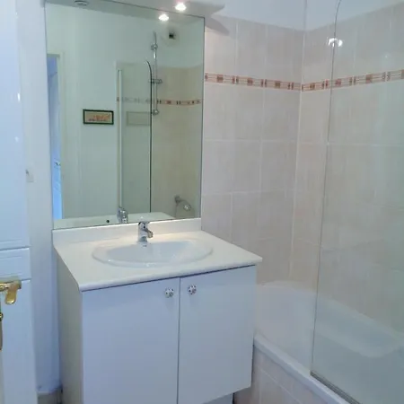Appartamento 2 Chambres Parking Quartier Des Plages *